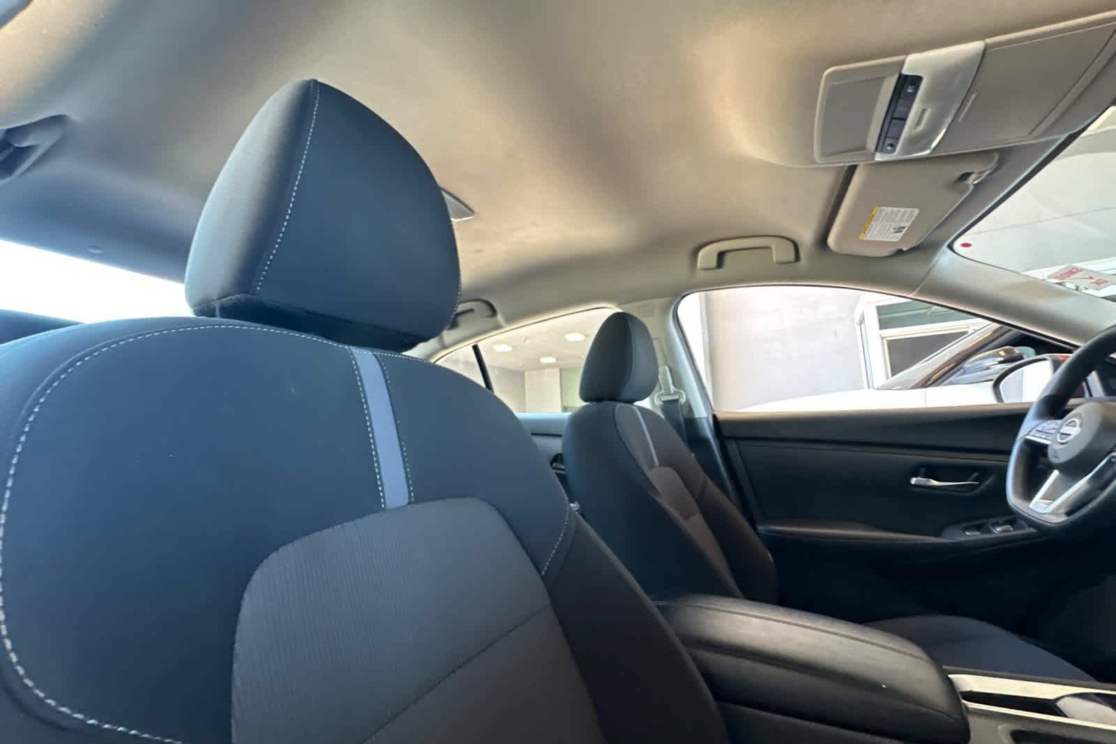 Used 2024 Nissan Sentra SV FWD image 17