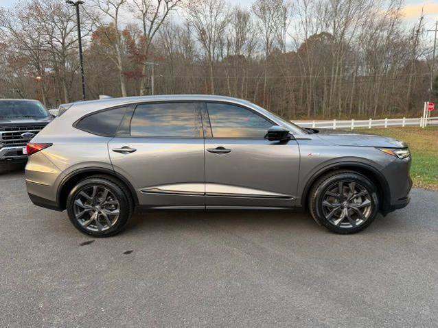 Used 2023 Acura MDX A-Spec image 2