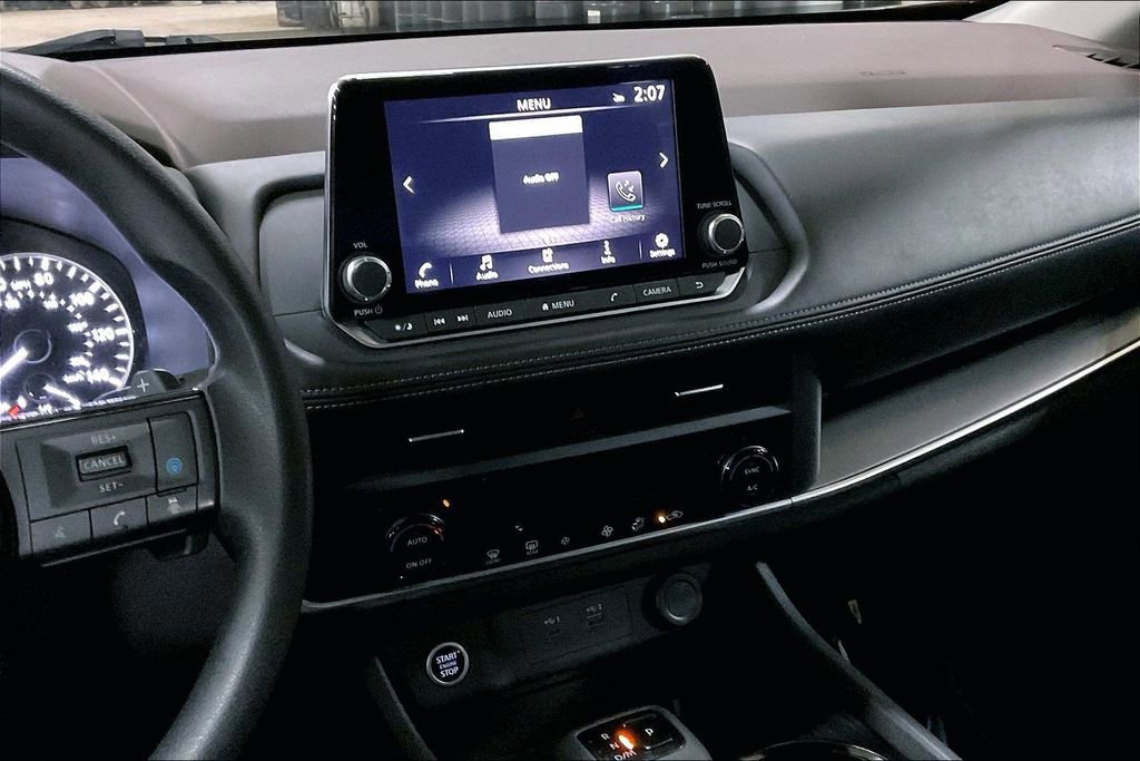 Used 2023 Nissan Rogue SV image 8