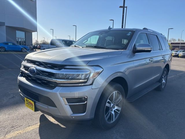 Certified 2024 Ford Expedition Limited AWD/4WD image 3