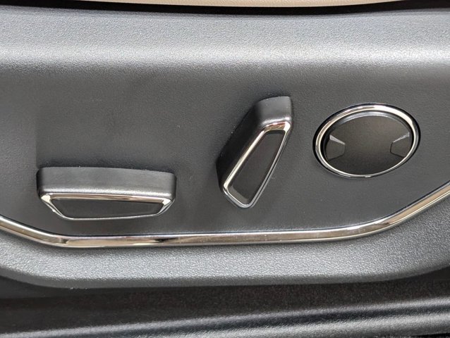 Certified 2024 Ford Expedition Platinum AWD/4WD image 17