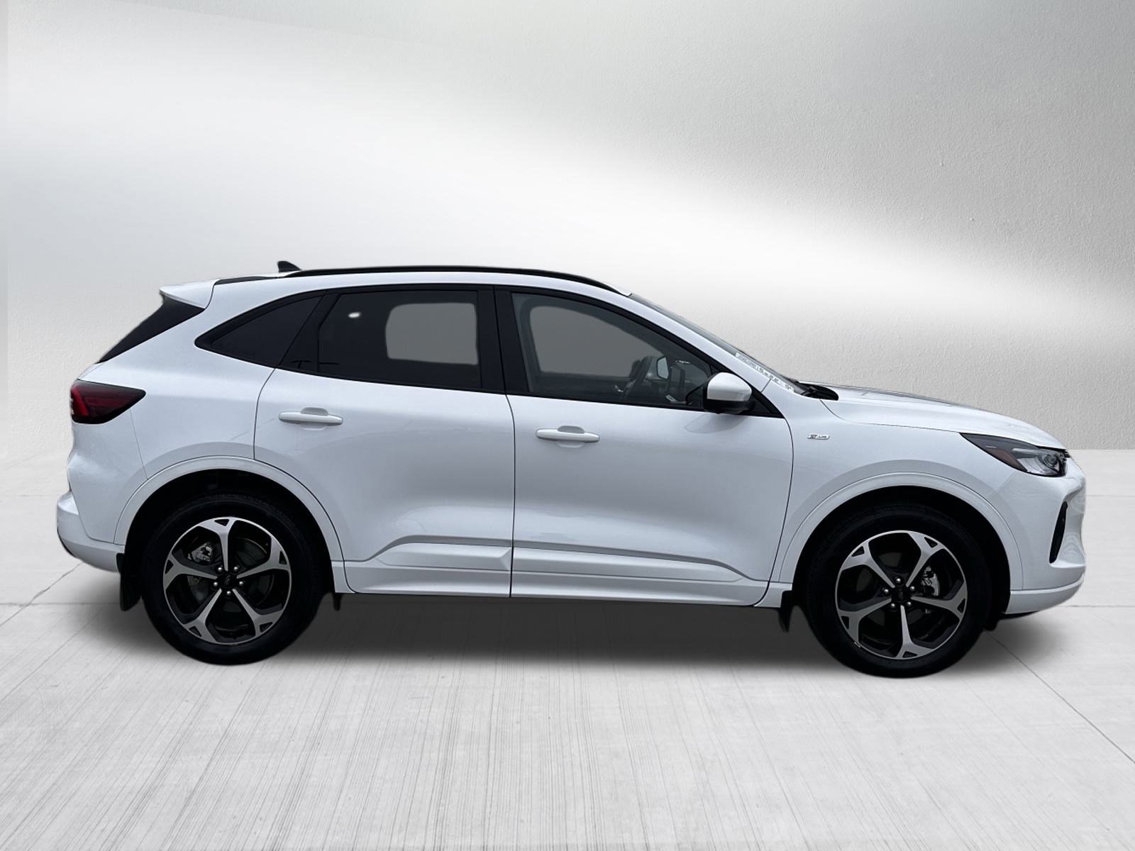 Certified 2023 Ford Escape ST-Line Select w/ Tech Pack #2 image 6