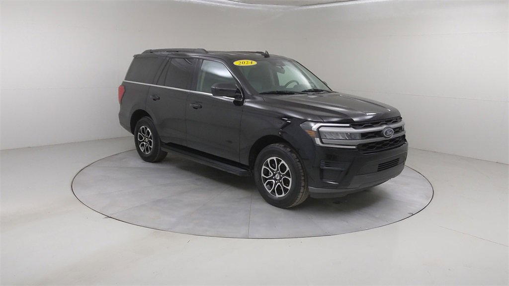 Certified 2024 Ford Expedition XLT image 12