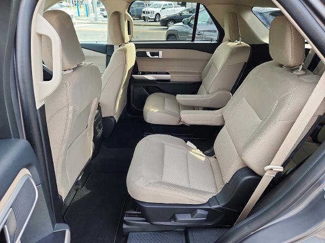 Certified 2023 Ford Explorer XLT AWD/4WD image 10