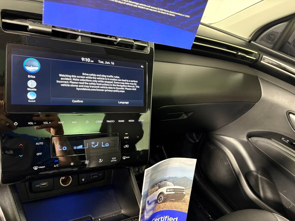 Used 2023 Hyundai Tucson Limited w/ Winter Package AWD/4WD image 18
