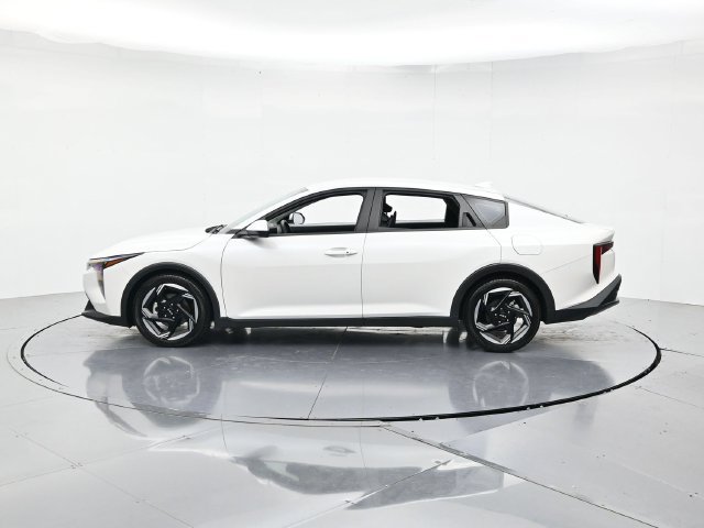 Used 2025 Kia K4 EX FWD image 7