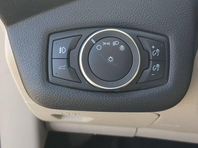 Certified 2019 Ford Escape Titanium FWD image 23