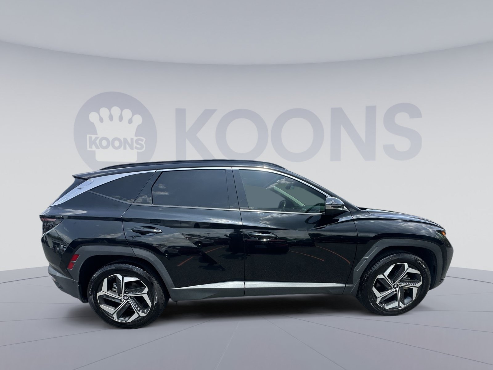 Used 2022 Hyundai Tucson Limited w/ Cargo Package AWD/4WD image 12