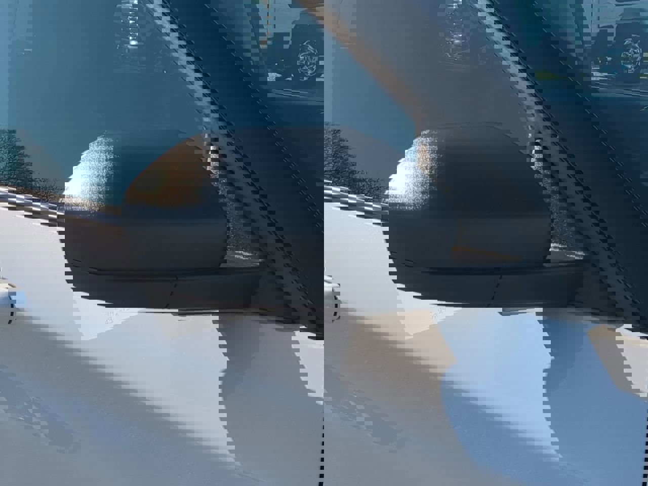 Certified 2025 Ford Explorer Active w/ Active Comfort Package image 10