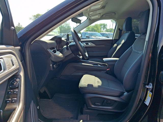 Certified 2025 Ford Explorer Active AWD/4WD image 14