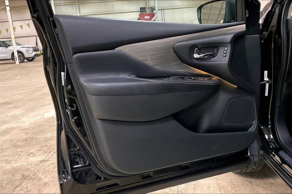 Used 2018 Nissan Murano Platinum AWD/4WD image 22
