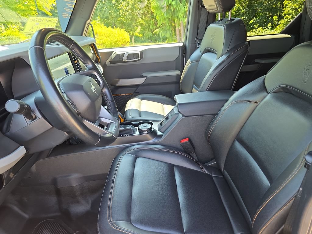 Certified 2023 Ford Bronco Badlands w/ Sasquatch Package AWD/4WD image 5
