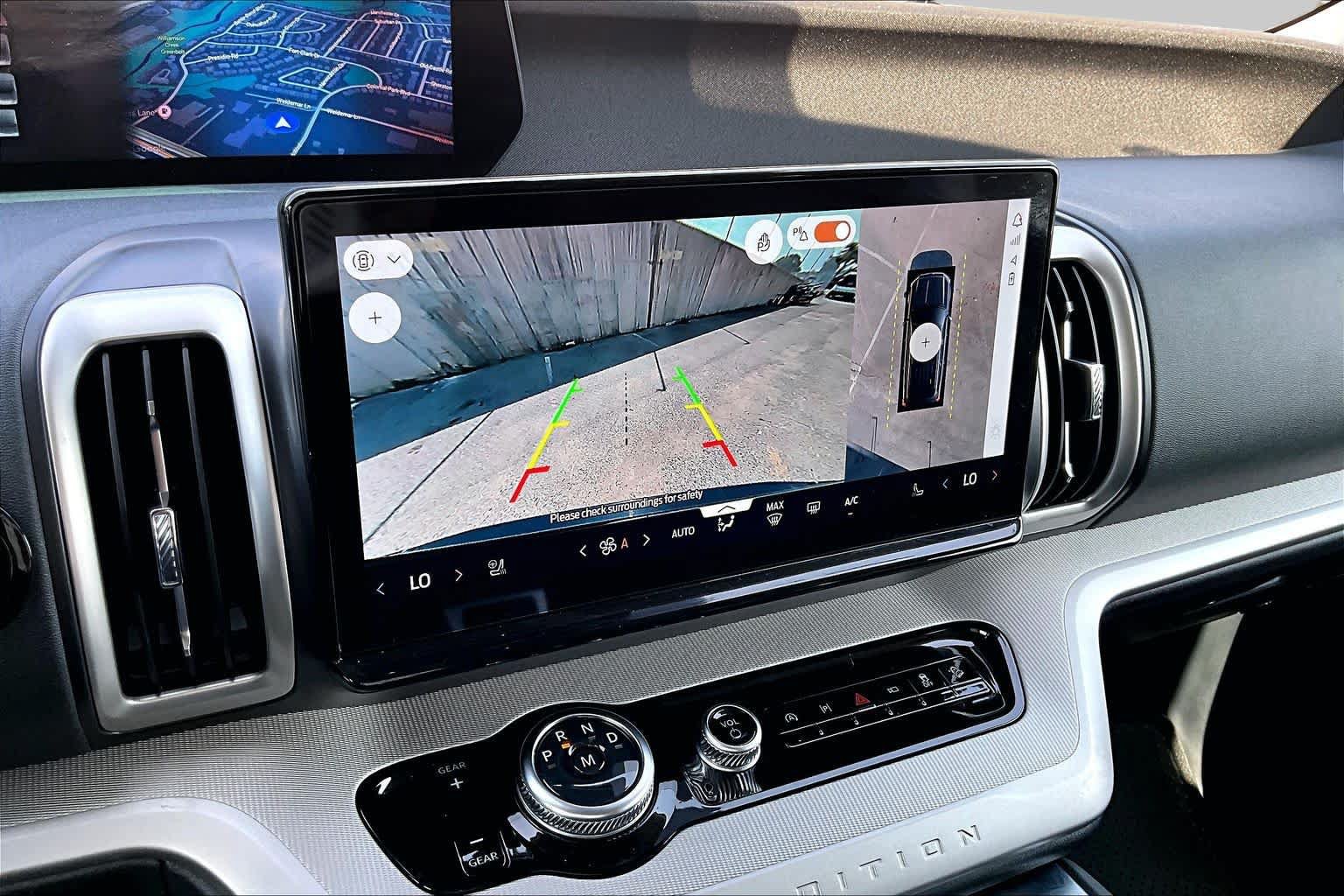 Certified 2025 Ford Expedition Active AWD/4WD image 29