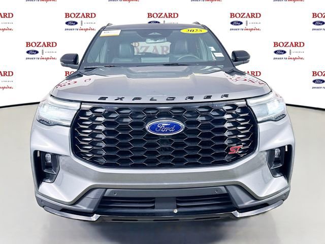 Certified 2025 Ford Explorer ST image 2