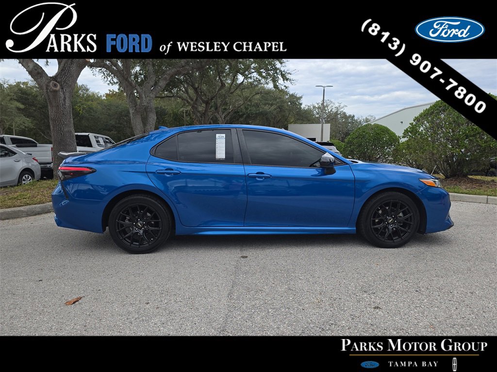 Used 2019 Toyota Camry L image 3