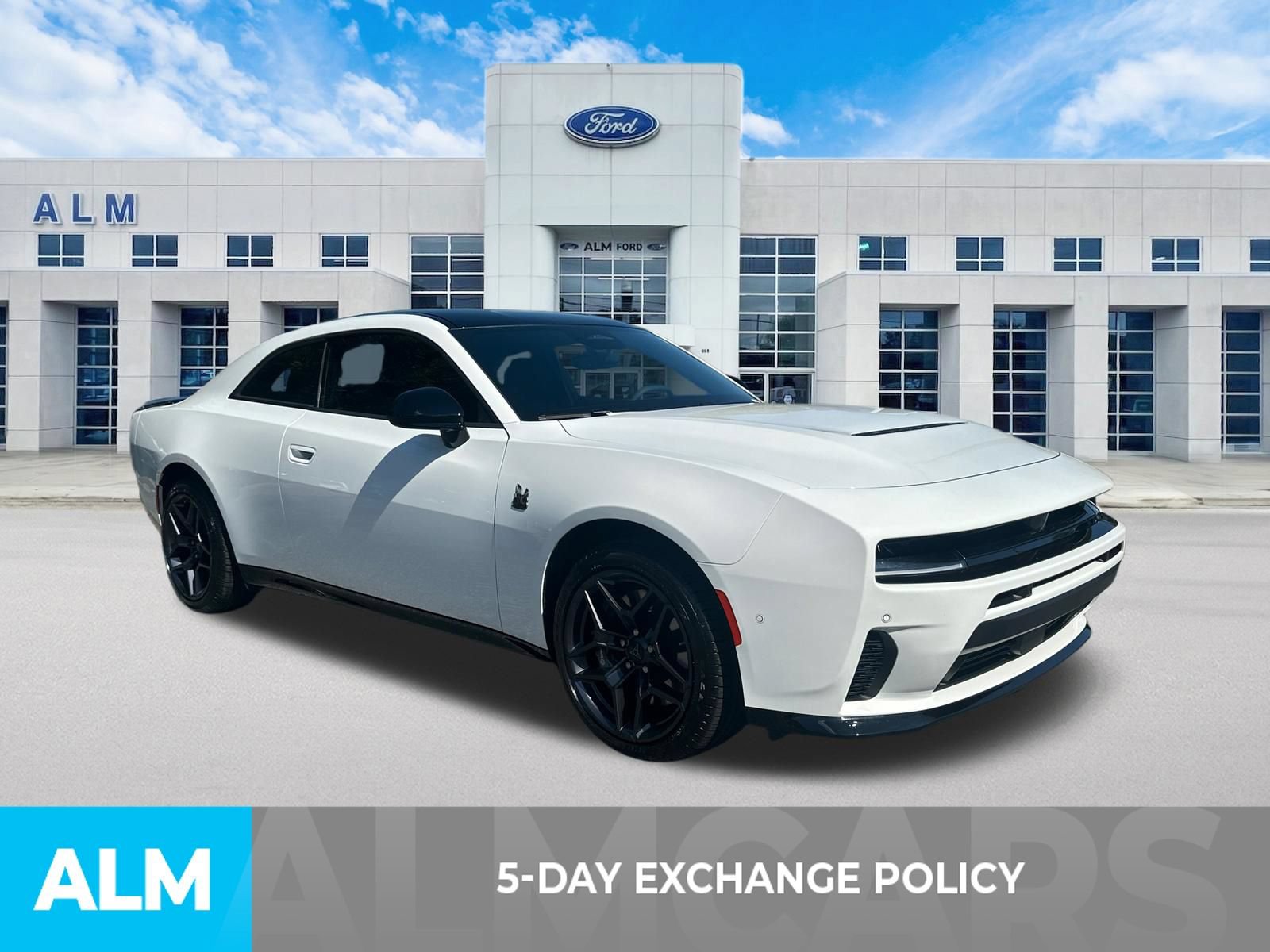 Used 2026 Dodge Charger Scat Pack w/ Blacktop Package AWD/4WD image 3
