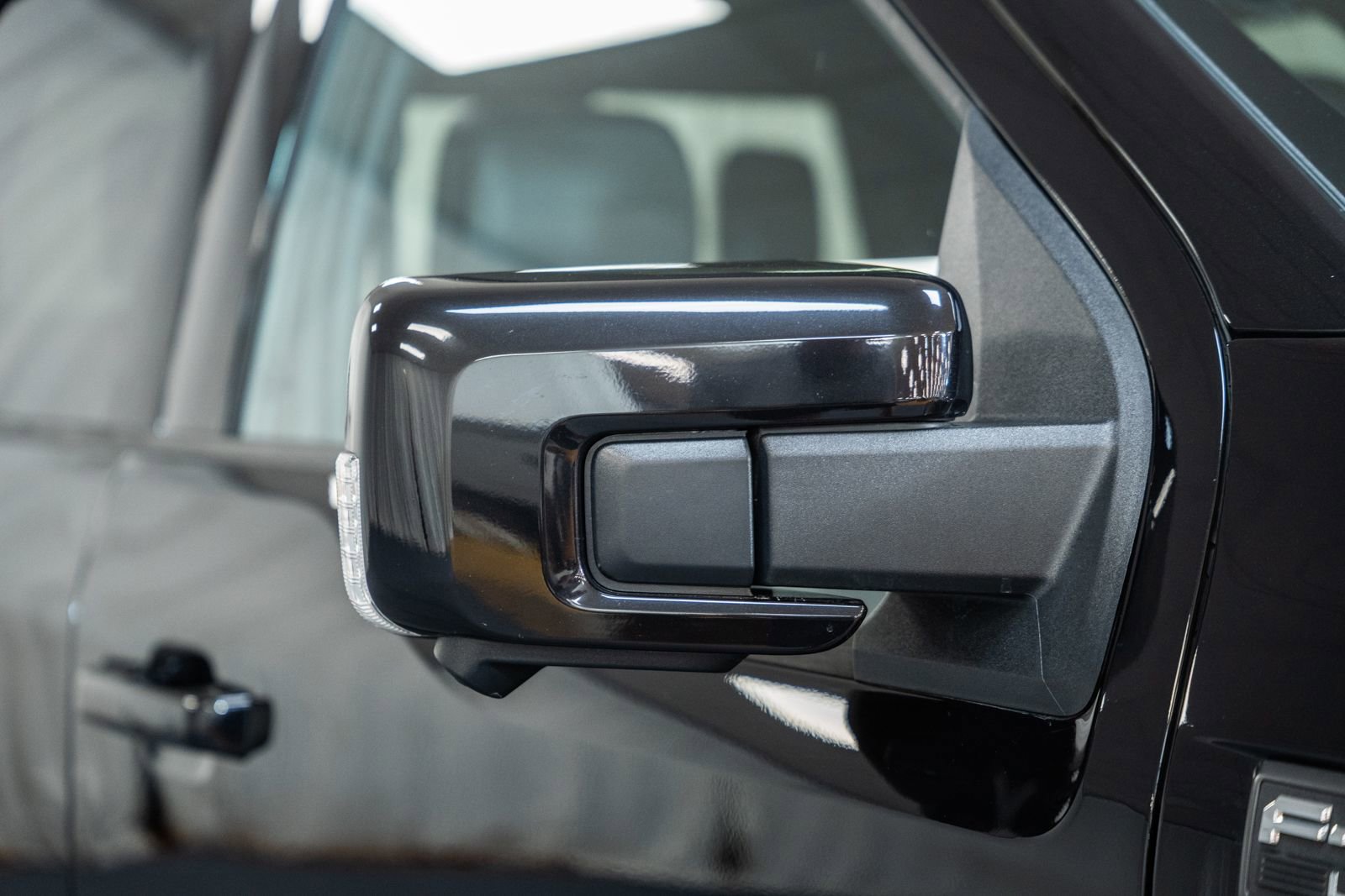 Certified 2023 Ford F150 Lariat w/ Equipment Group 502A High image 19