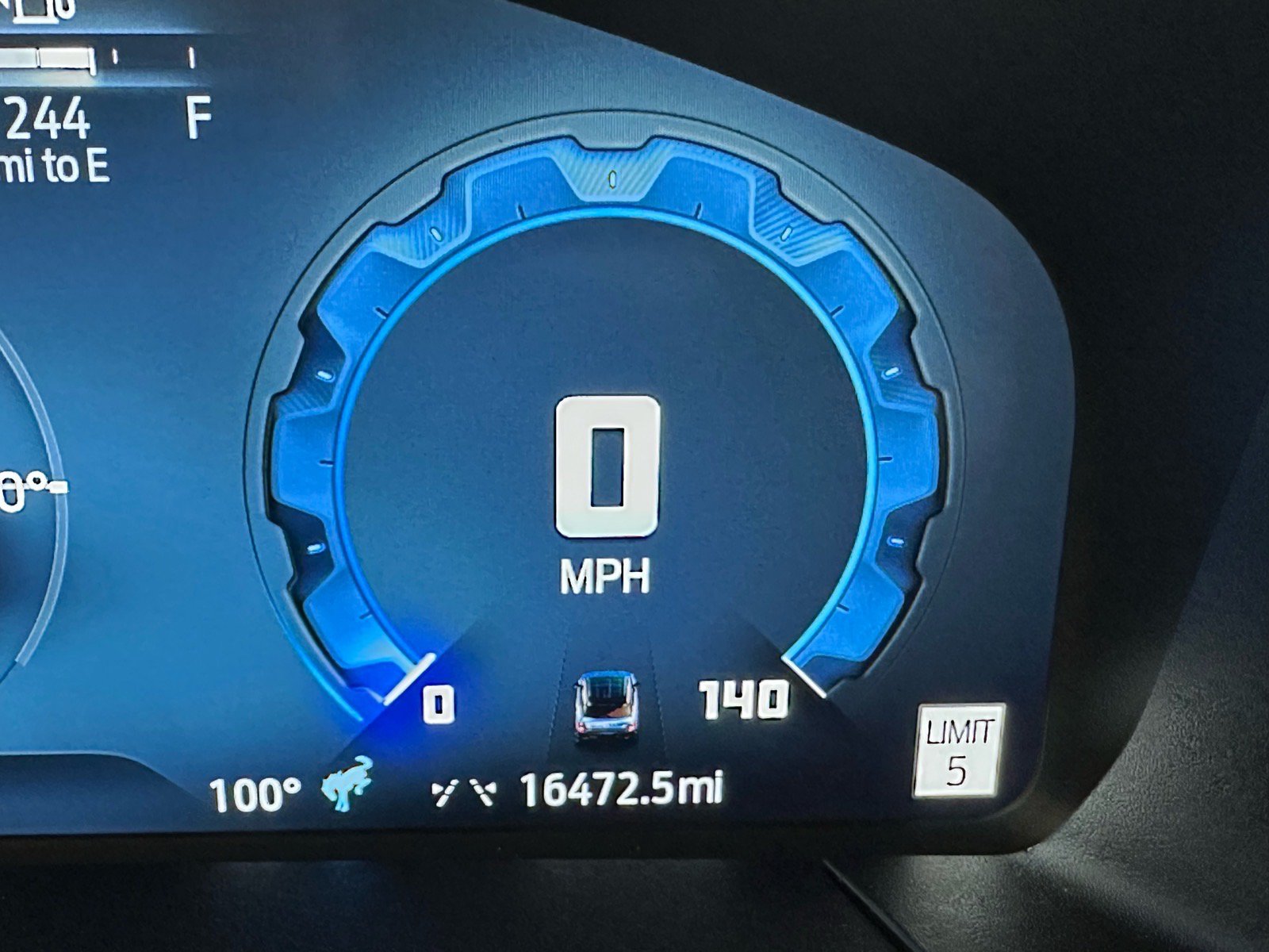 Certified 2025 Ford Bronco Sport Outer Banks w/ Outer Banks Tech Package+ AWD/4WD image 49