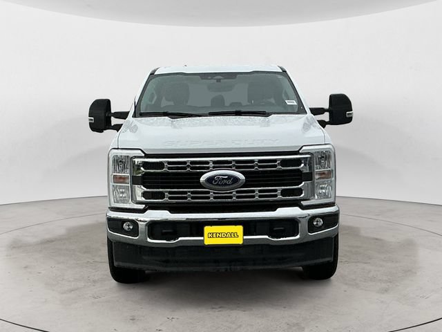 Certified 2025 Ford F350 XLT AWD/4WD image 2