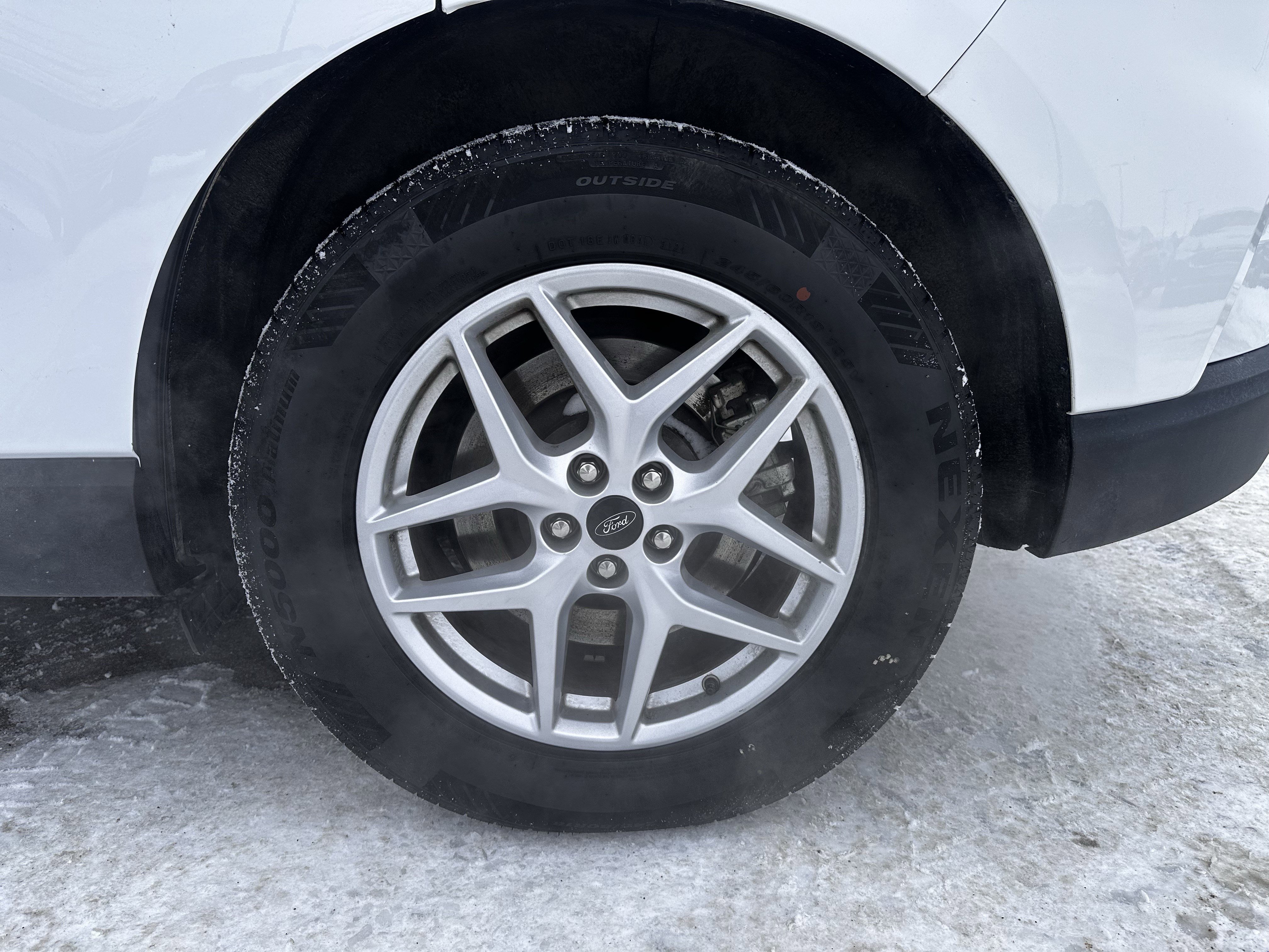 Certified 2024 Ford Edge SEL image 20