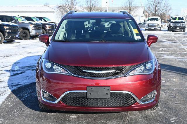 Used 2017 Chrysler Pacifica Touring-L Plus image 10