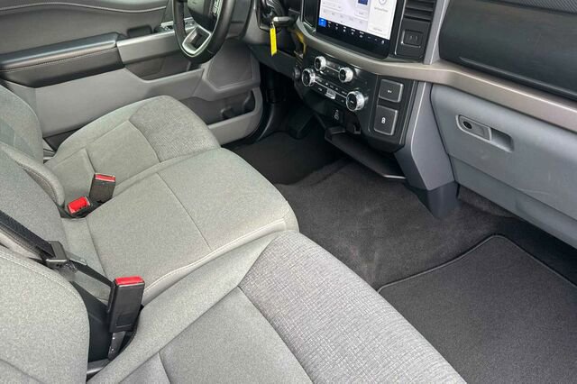 Certified 2025 Ford F150 XLT w/ Equipment Group 301A Standard image 12