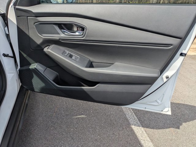 Used 2023 Honda Accord EX image 33