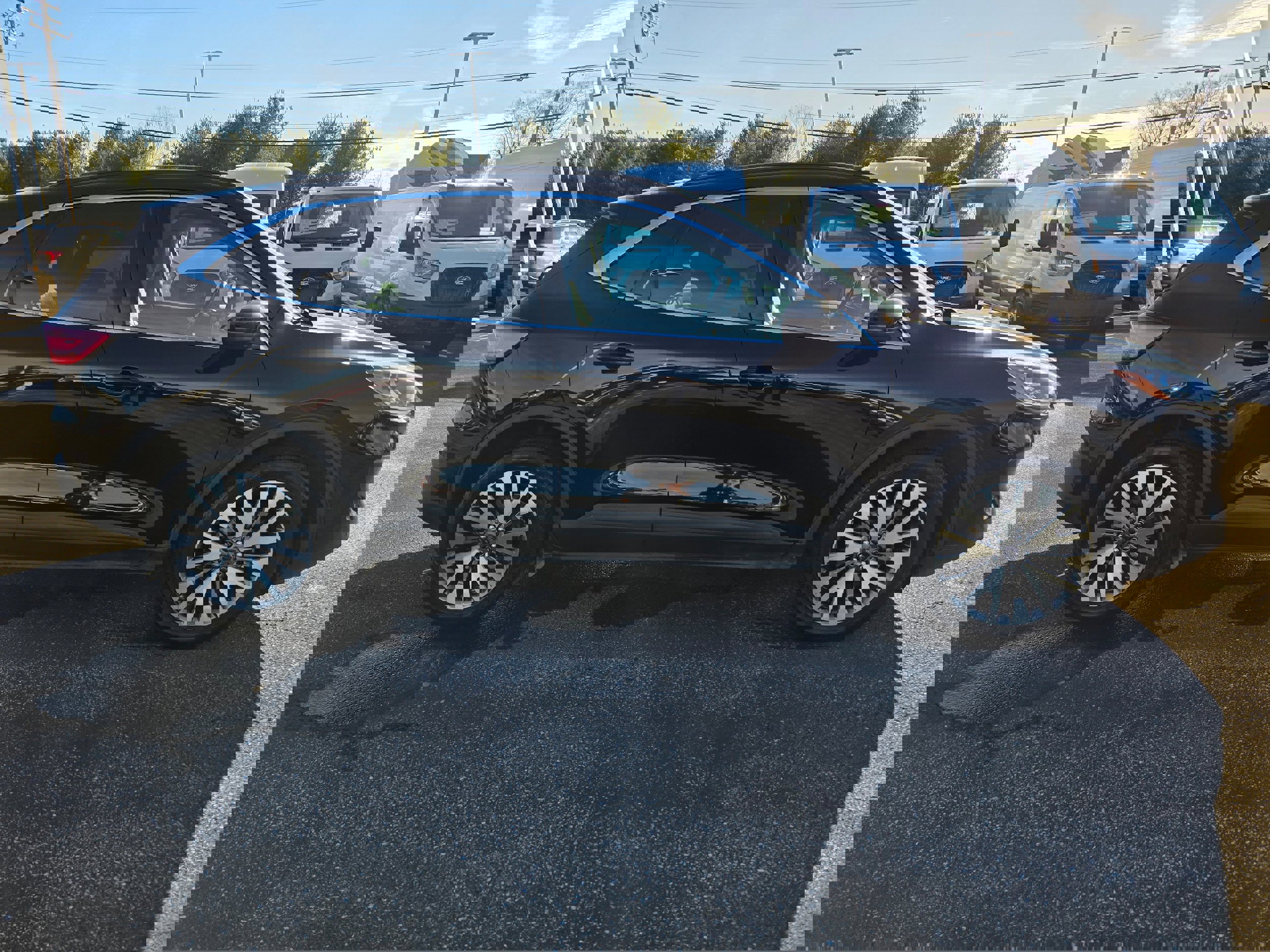 Certified 2020 Ford Escape Titanium image 6