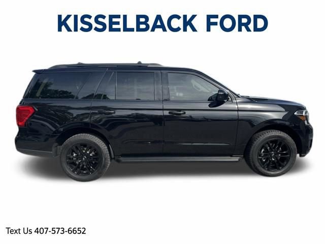 Certified 2024 Ford Expedition XLT RWD image 3