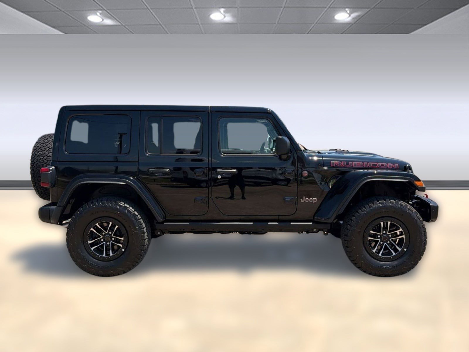 Used 2025 Jeep Wrangler Unlimited Rubicon AWD/4WD image 8