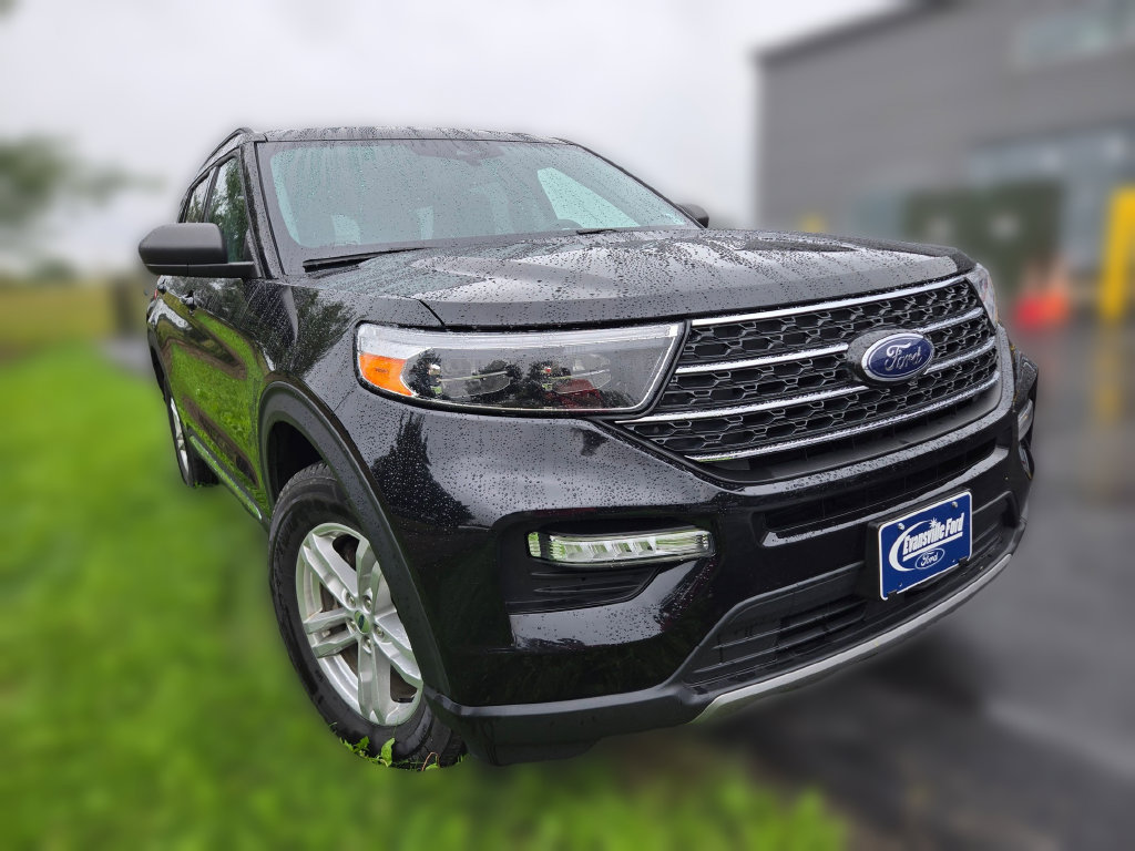 Certified 2023 Ford Explorer XLT w/ Equipment Group 202A