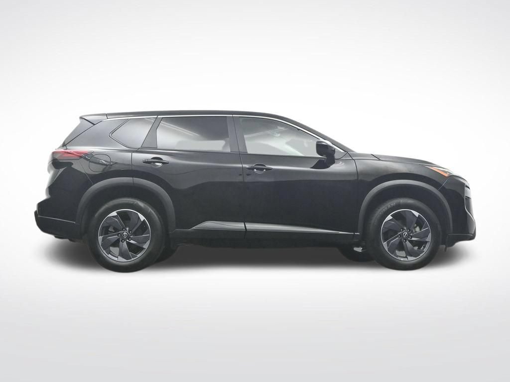 Used 2025 Nissan Rogue SV FWD image 43