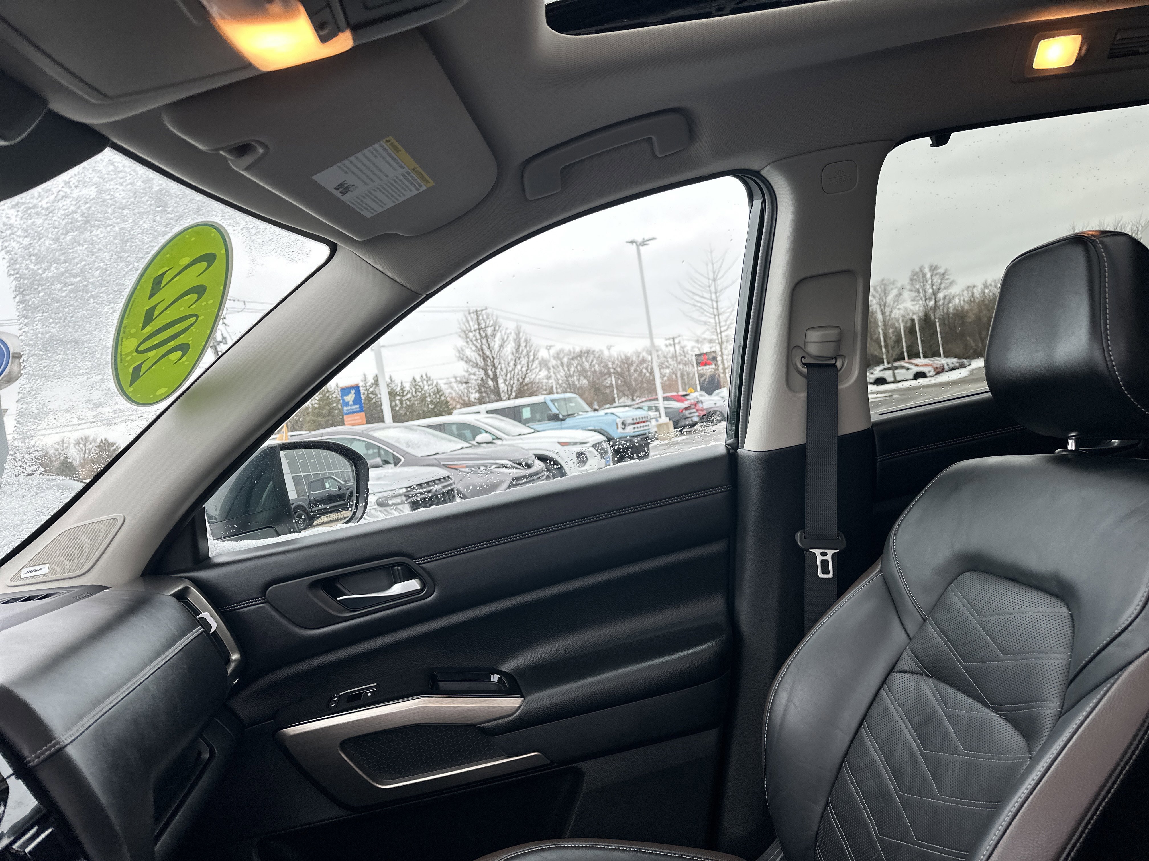 Used 2022 Nissan Pathfinder Platinum w/ Cargo Package image 24