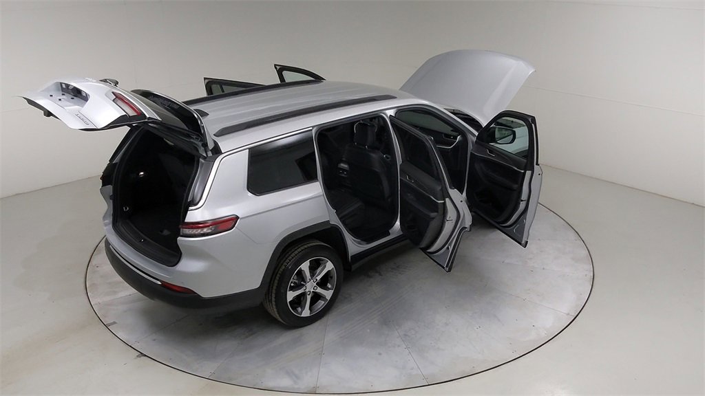 Used 2025 Jeep Grand Cherokee L Limited image 51