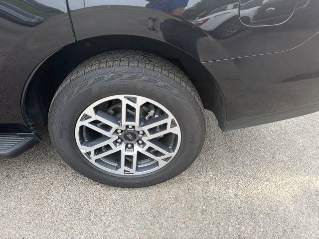 Certified 2025 Ford Expedition Active AWD/4WD image 23