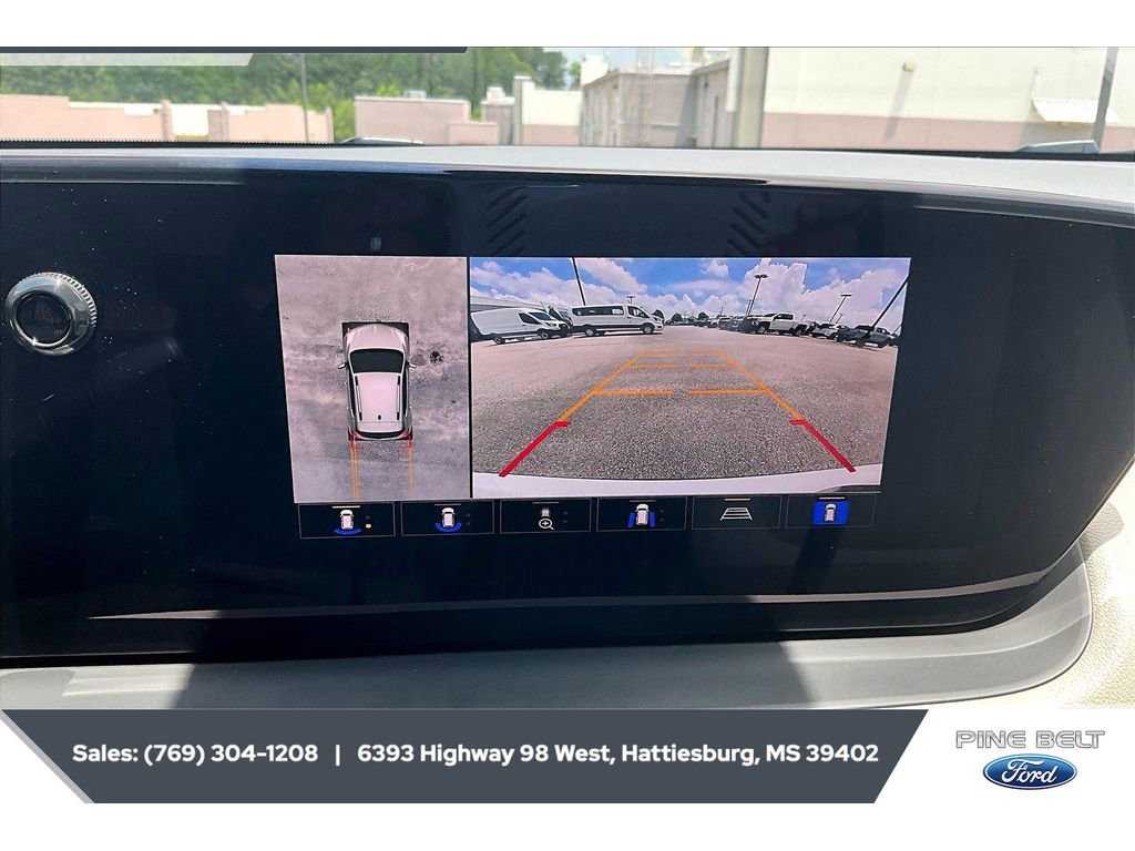 Used 2024 Buick Encore GX Avenir w/ Avenir Technology Package FWD image 15