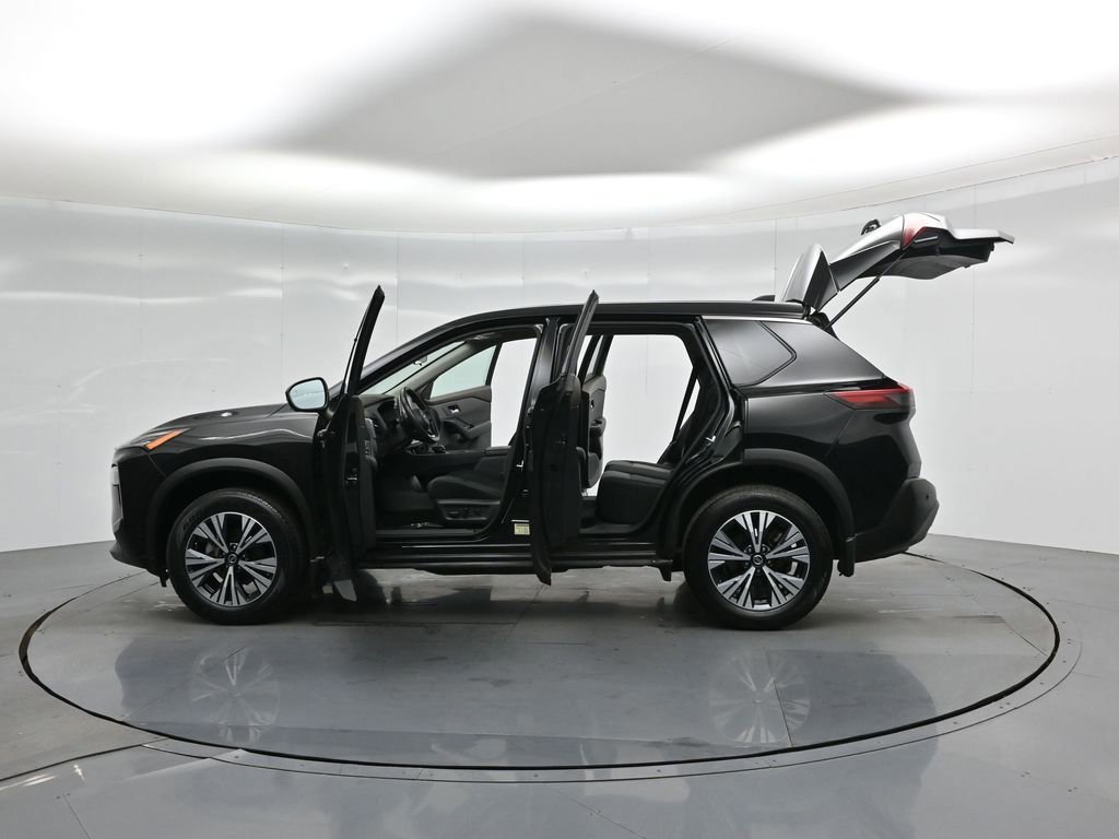 Used 2021 Nissan Rogue SV image 56