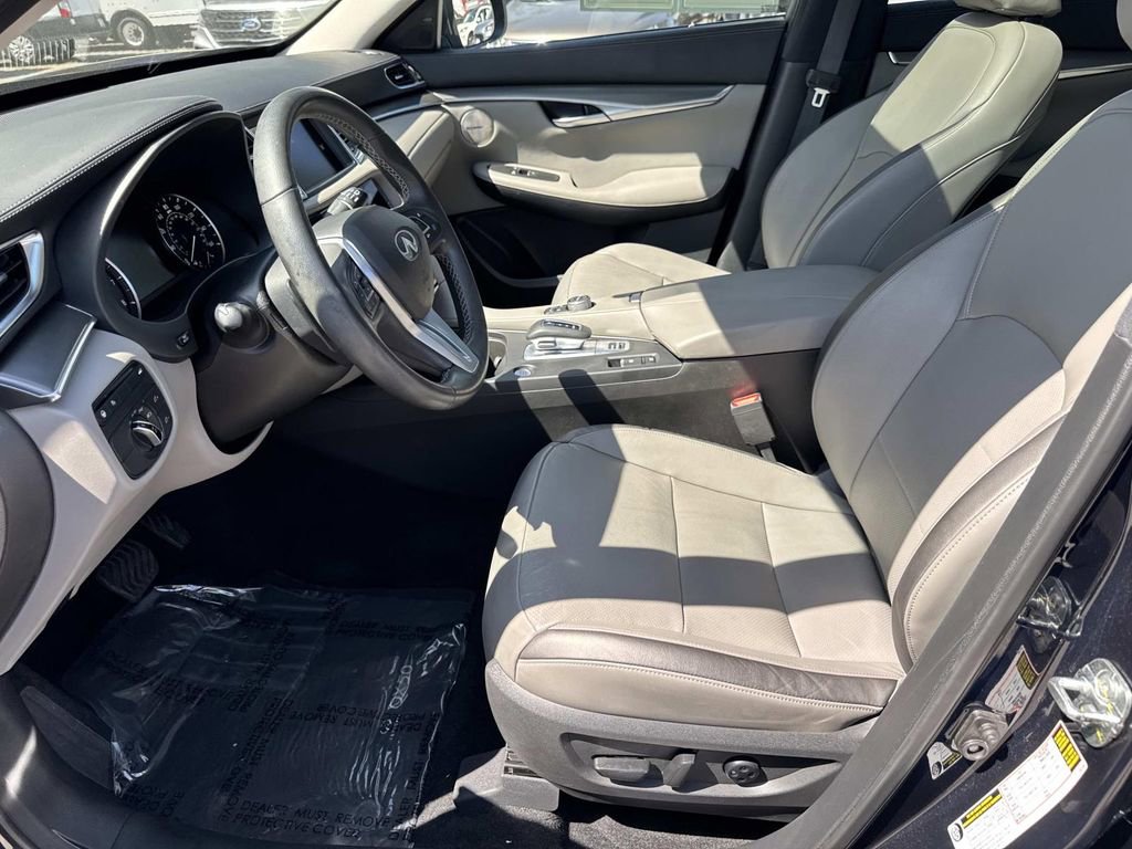 Used 2023 INFINITI QX50 Luxe image 17
