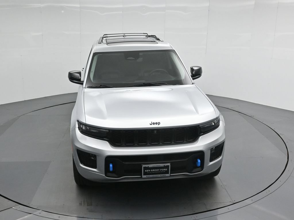 Used 2023 Jeep Grand Cherokee 30th Anniversary AWD/4WD image 35