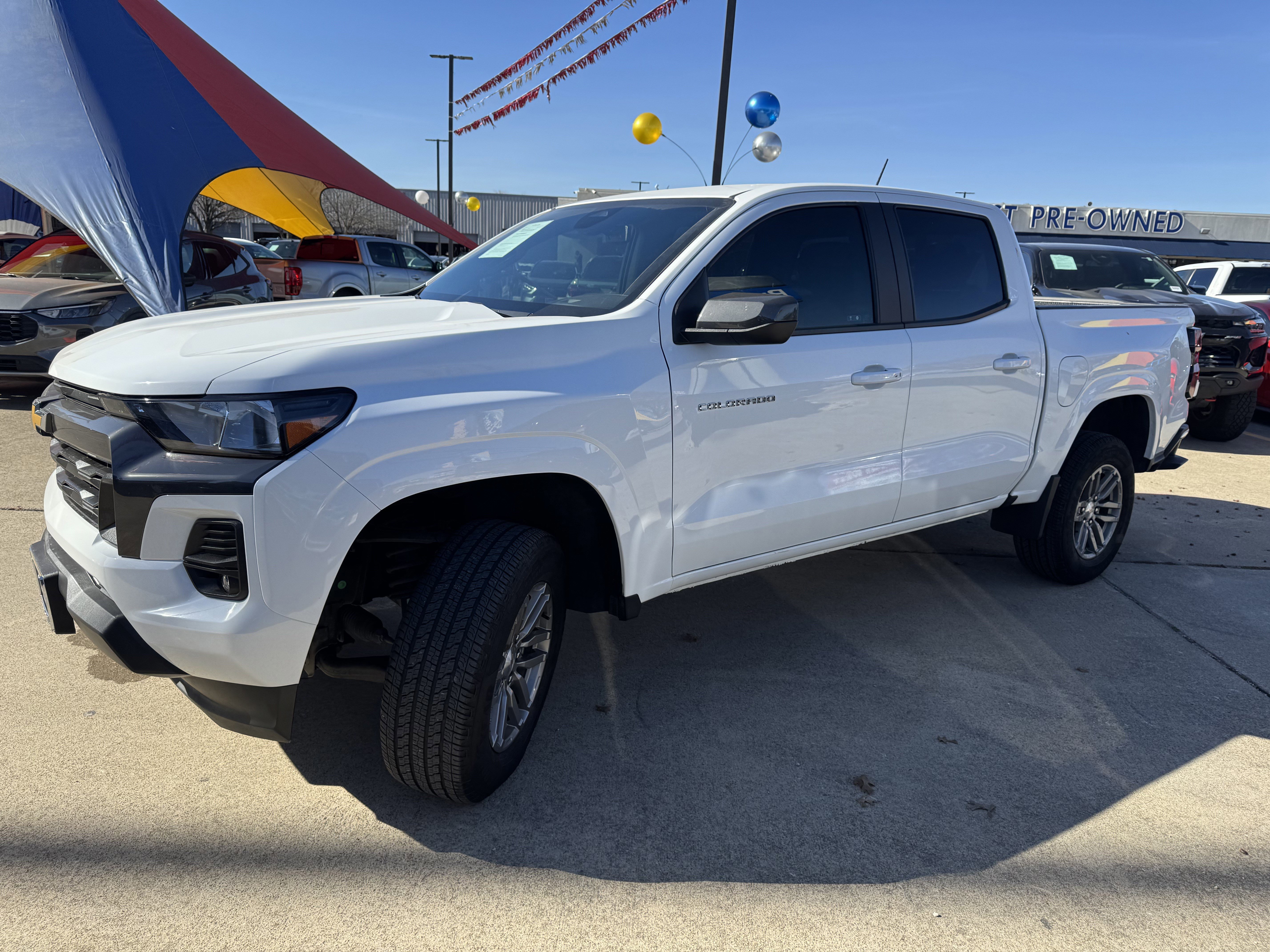 Used 2023 Chevrolet Colorado LT w/ LT Convenience Package II image 6