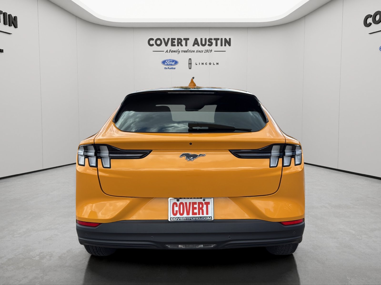 Certified 2022 Ford Mustang Mach-E Select RWD image 2