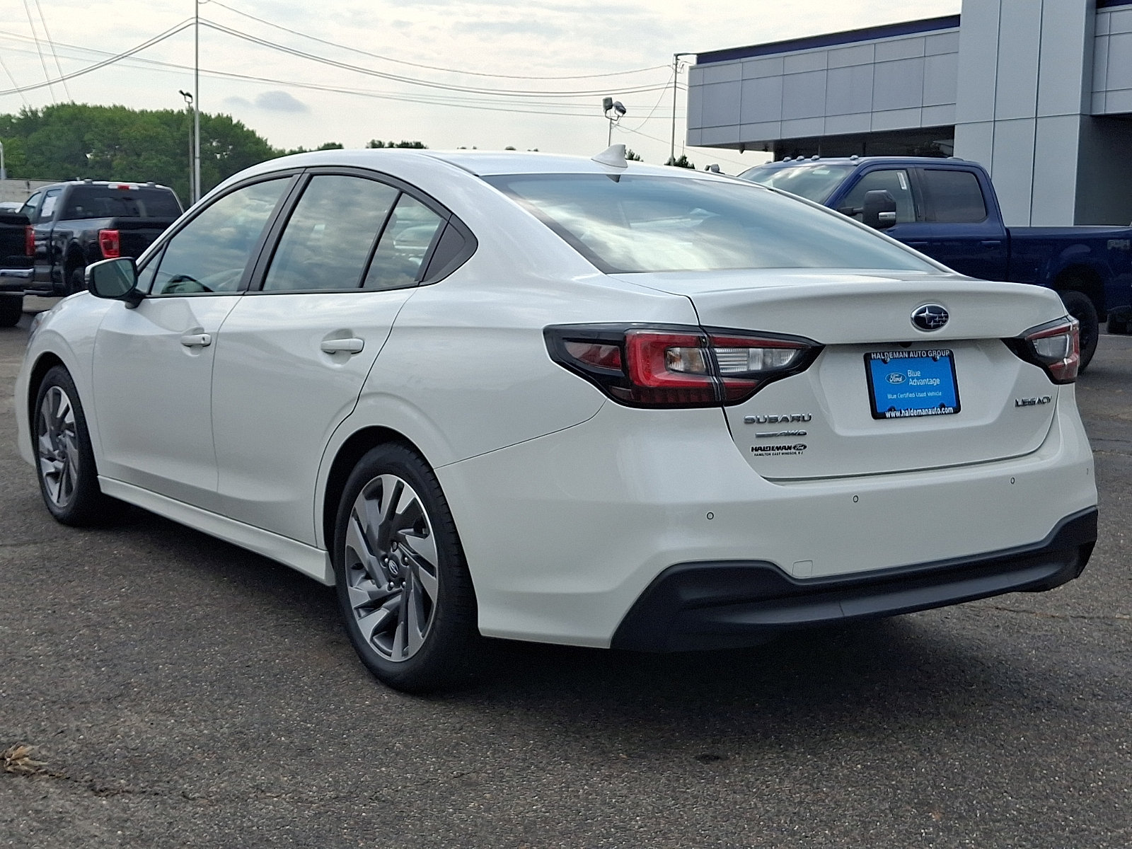 Used 2025 Subaru Legacy Limited AWD/4WD image 5