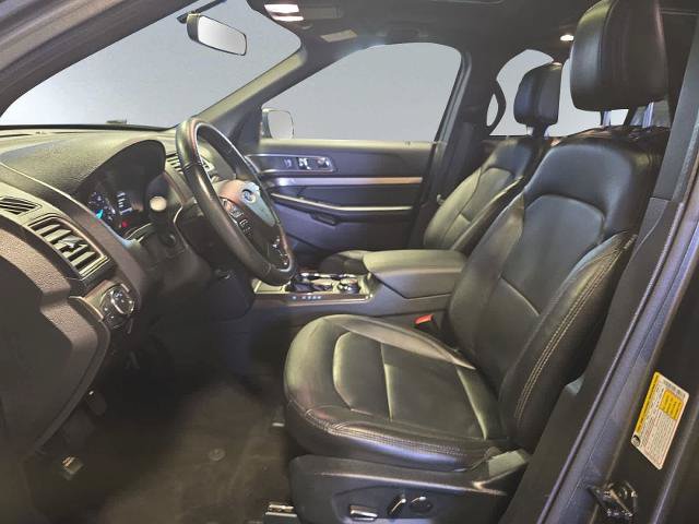 Certified 2018 Ford Explorer XLT w/ Equipment Group 202A AWD/4WD image 7