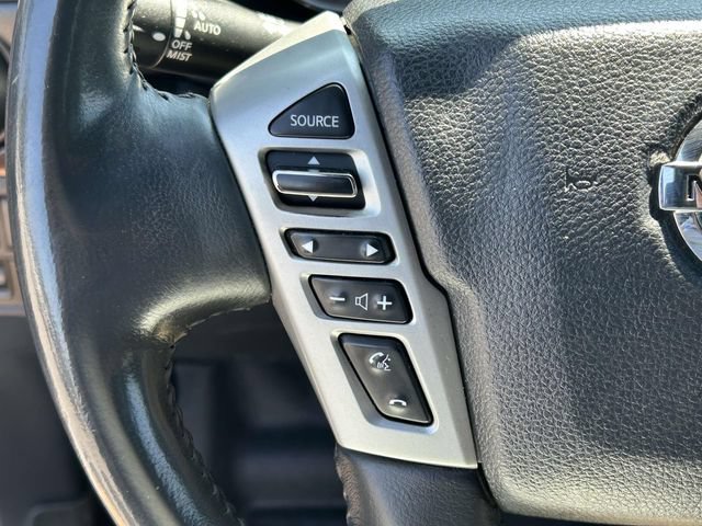 Used 2018 Nissan Titan SV w/ SV Convenience Package AWD/4WD image 22