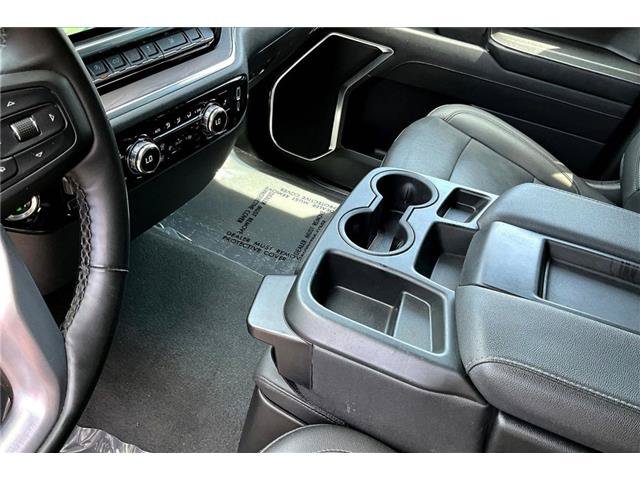 Used 2025 GMC Sierra 1500 SLT AWD/4WD image 21