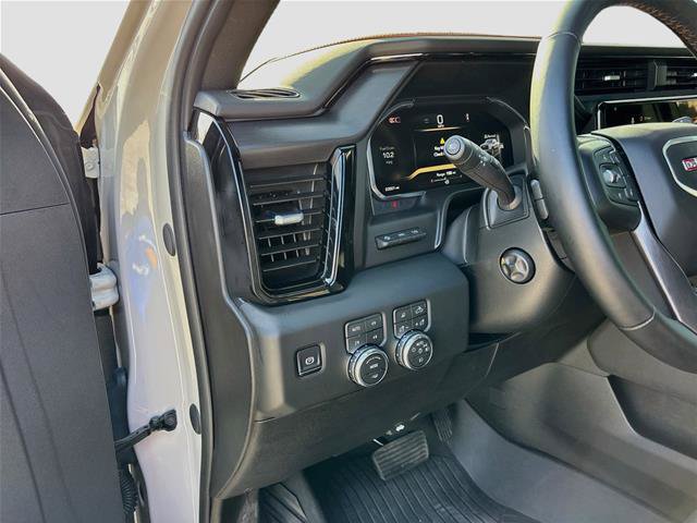 Used 2026 GMC Sierra 1500 AT4 w/ Technology Package AWD/4WD image 11