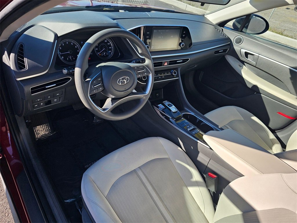Used 2023 Hyundai Sonata SE image 6