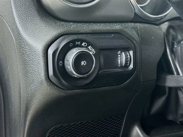 Used 2023 Jeep Wrangler Sport S image 10