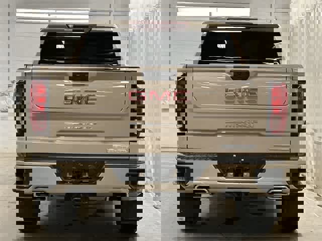 Used 2023 GMC Sierra 1500 Elevation w/ X31 Off-Road Package image 4