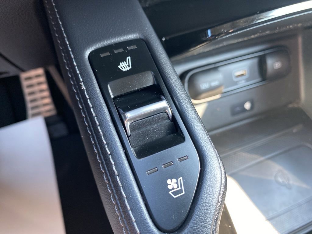 Used 2022 Kia Telluride SX w/ SX Prestige Package AWD/4WD image 40